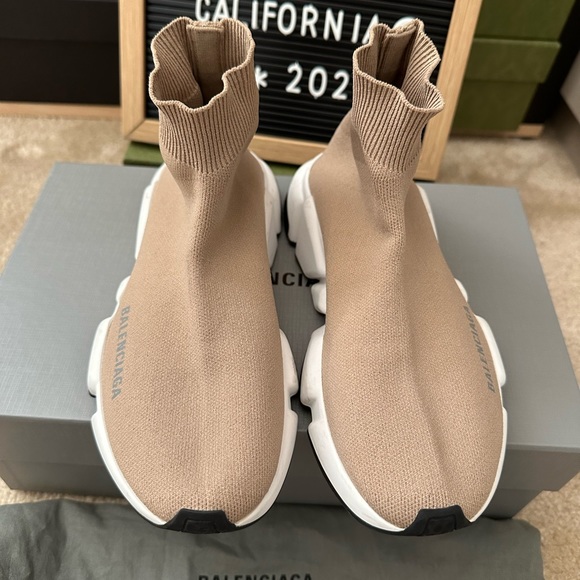 Authentic - Picture 9 of 10